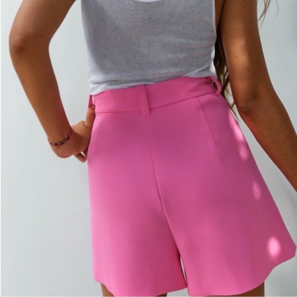 Zara Bright Pink High-Waisted Shorts - Picture 2 of 6